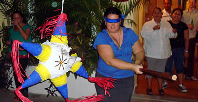 a picture of a pinata